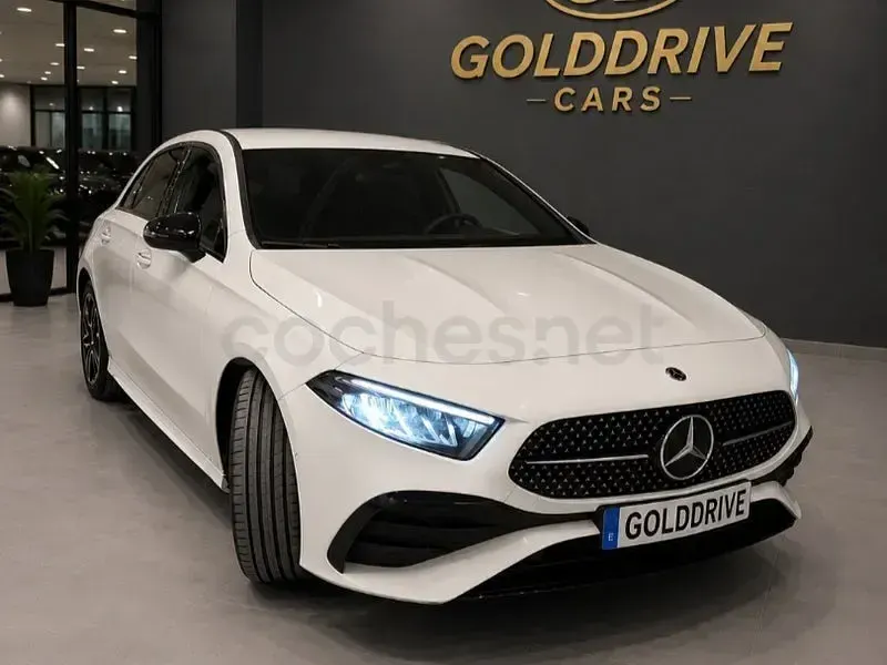 Usado Mercedes A200 150 CV (110 kW) 2024 Blanco Berlina