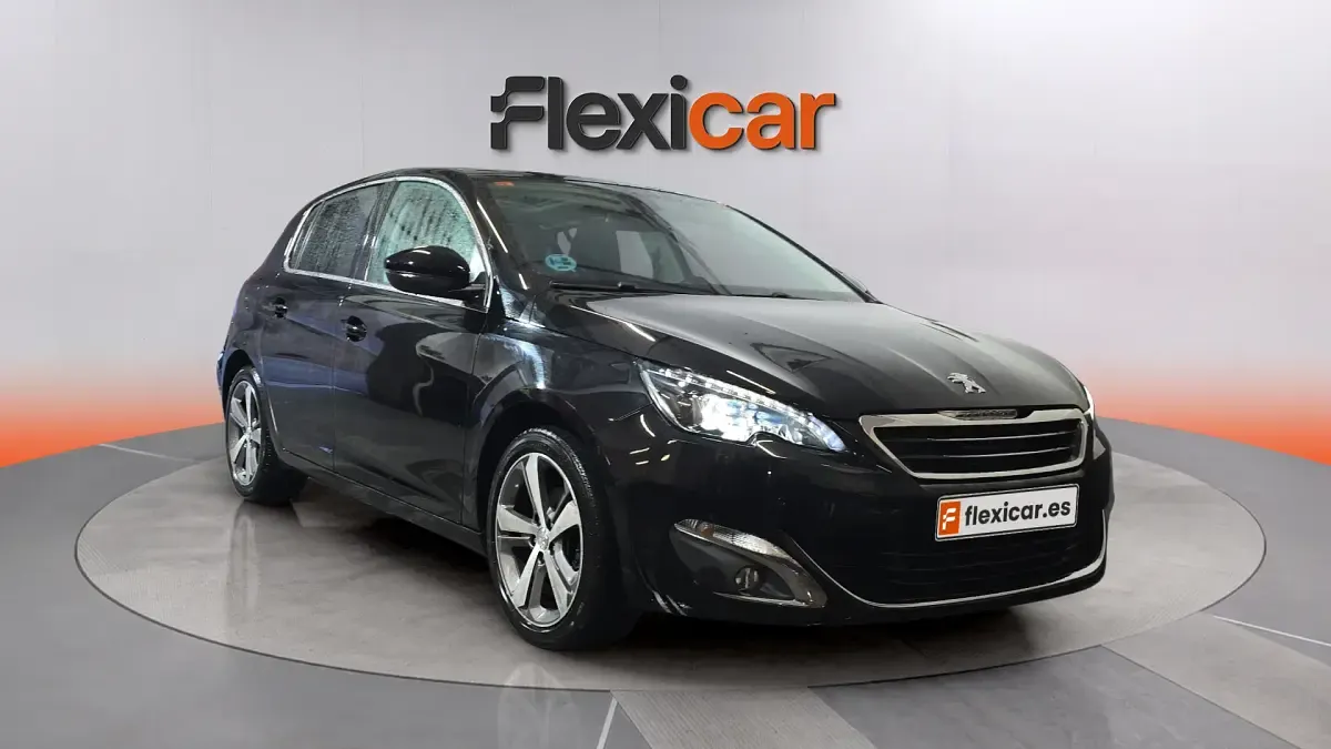 Usado Peugeot 308 Allure 131 CV (96 kW) 2017 Berlina