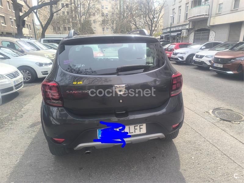 Usado Dacia Sandero 90 CV (66 kW) 2020 Negro Berlina