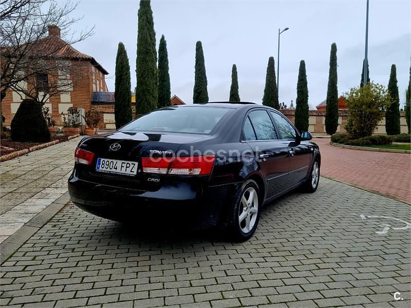 Usado Hyundai Sonata Style 140 CV (102 kW) 2007 Negro Berlina