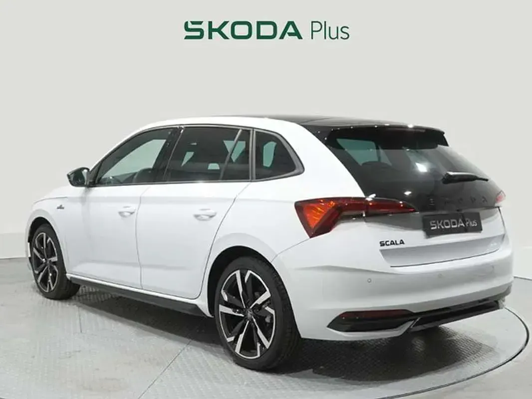 Nuevo Skoda Scala Monte Carlo 150 CV (110 kW) 2026 Blanco Utilitario