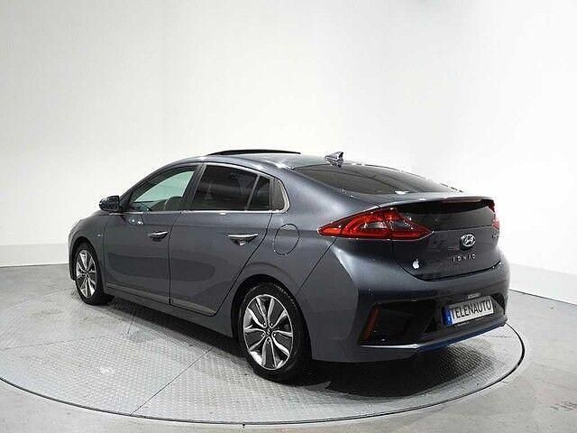 Usado Hyundai Ioniq 141 CV (103 kW) 2018 Gris Utilitario