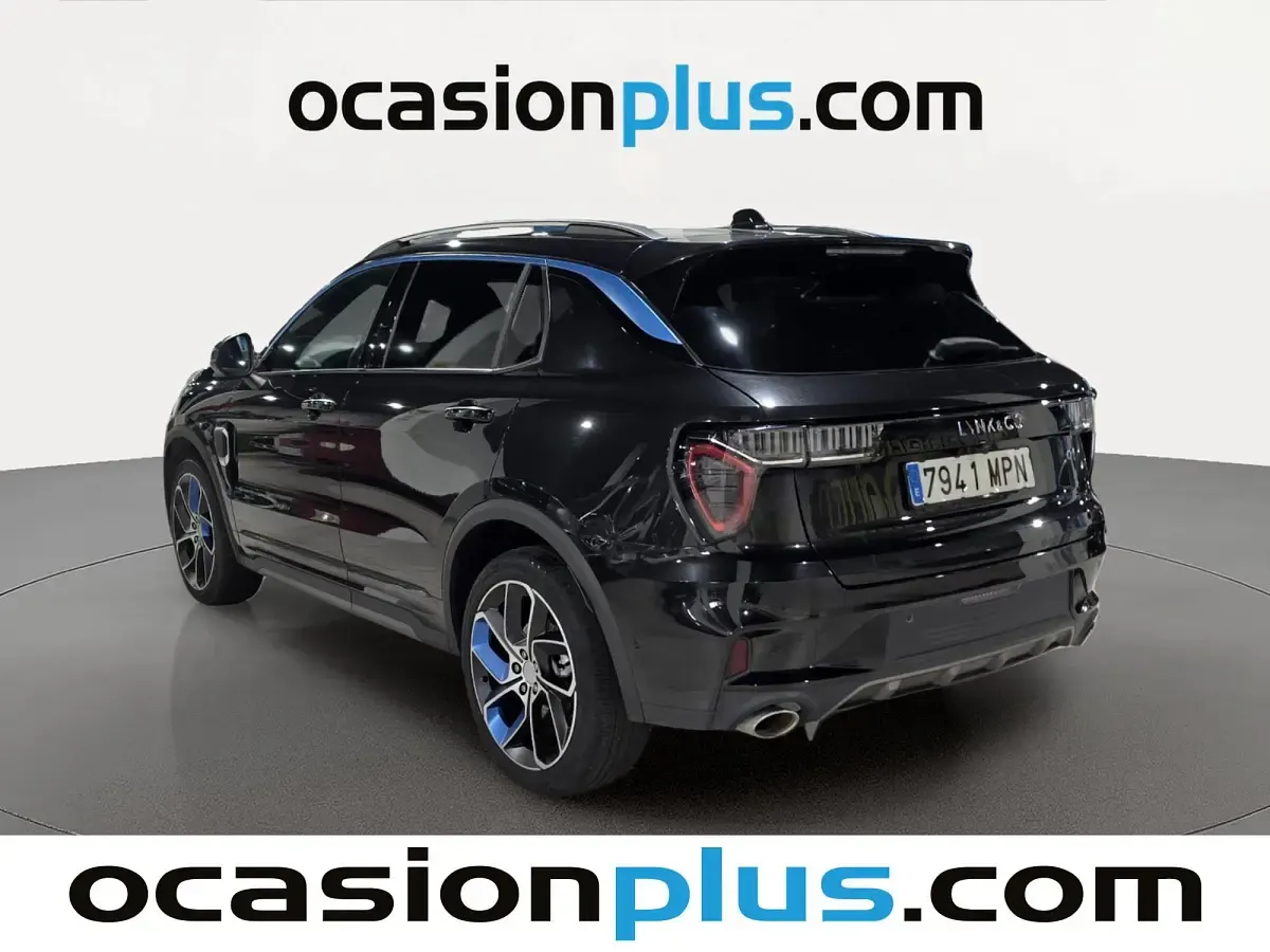 Usado Lynk & Co 01 261 CV (191 kW) 2024 Negro SUV