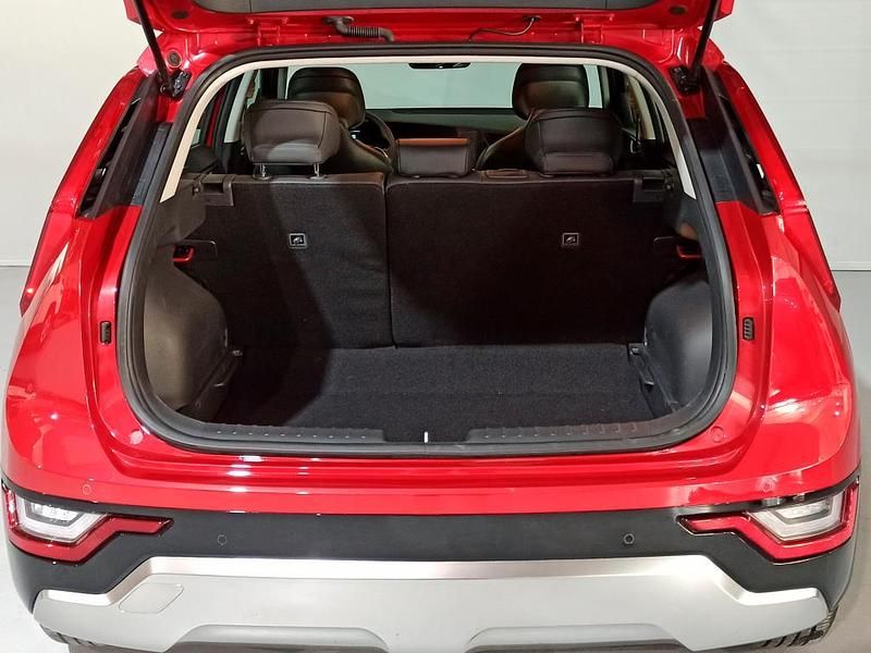 Usado Kia Niro 129 CV (94 kW) 2025 Runway red (cr5) SUV