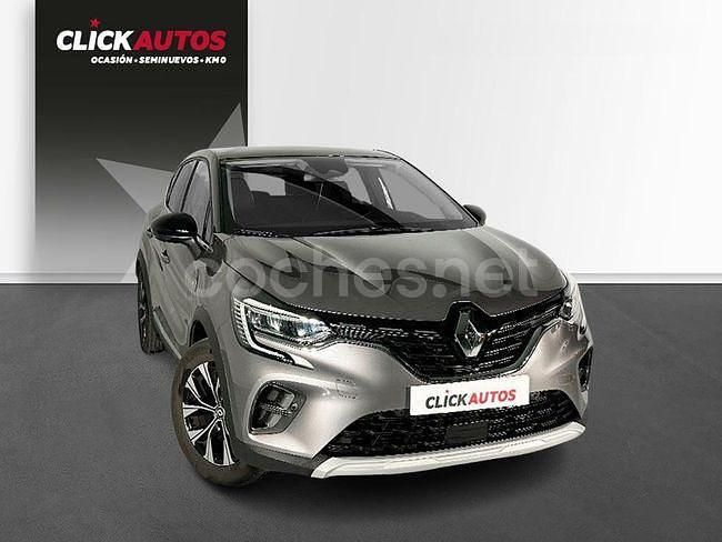 Usado Renault Captur Techno 90 CV (66 kW) 2023 Gris SUV