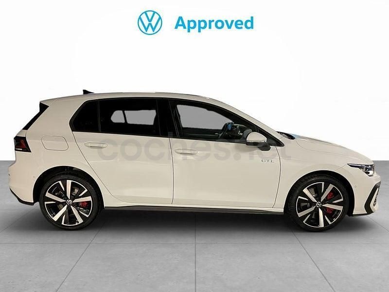 Usado VW Golf VIII GTE 272 CV (200 kW) 2025 Blanco Berlina