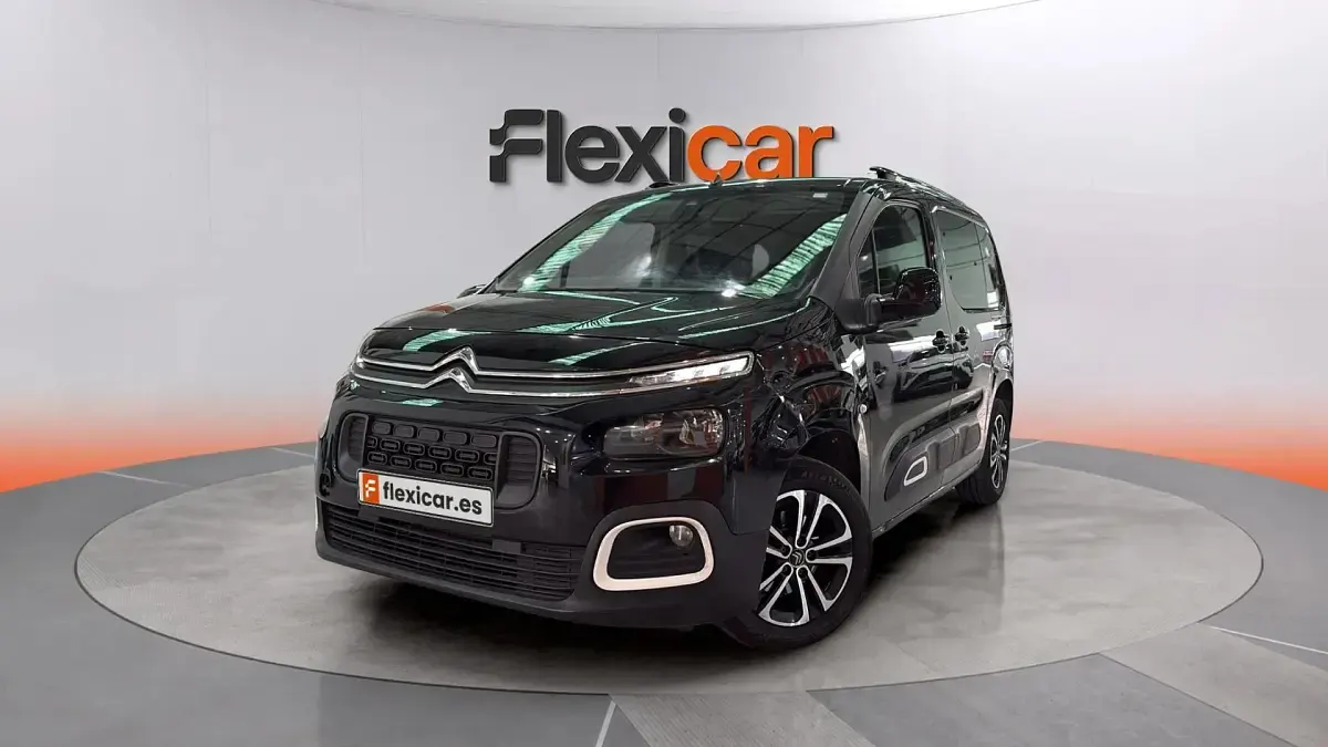 Usado Citroën Berlingo Feel 102 CV (75 kW) 2019 Negro Monovolumen