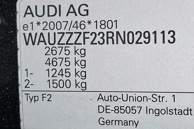 Usado Audi A6 S-Line 299 CV (219 kW) 2024 Gris Familiar