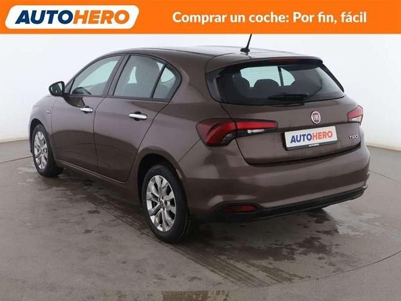 Usado Fiat Tipo Easy 95 CV (69 kW) 2018 Marrón Utilitario