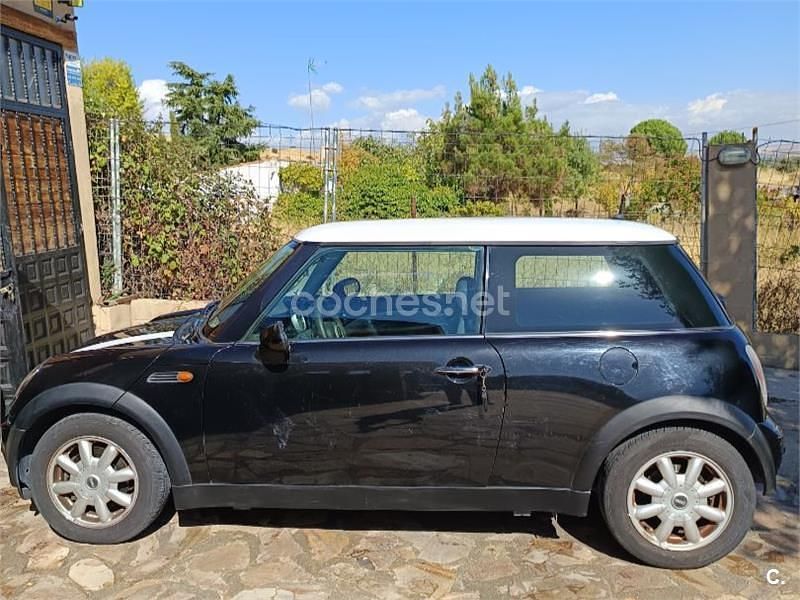 Negro Usado 2004 Mini ONE Utilitario | 4100 € (Buen precio) - Imagen 1/4