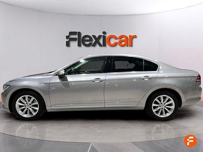 Usado VW Passat Advance 150 CV (110 kW) 2017 Gris Berlina