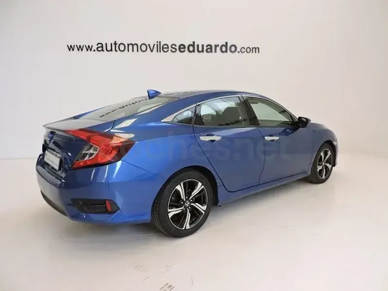 Usado Honda Civic Elegance 182 CV (133 kW) 2018 Azul Berlina