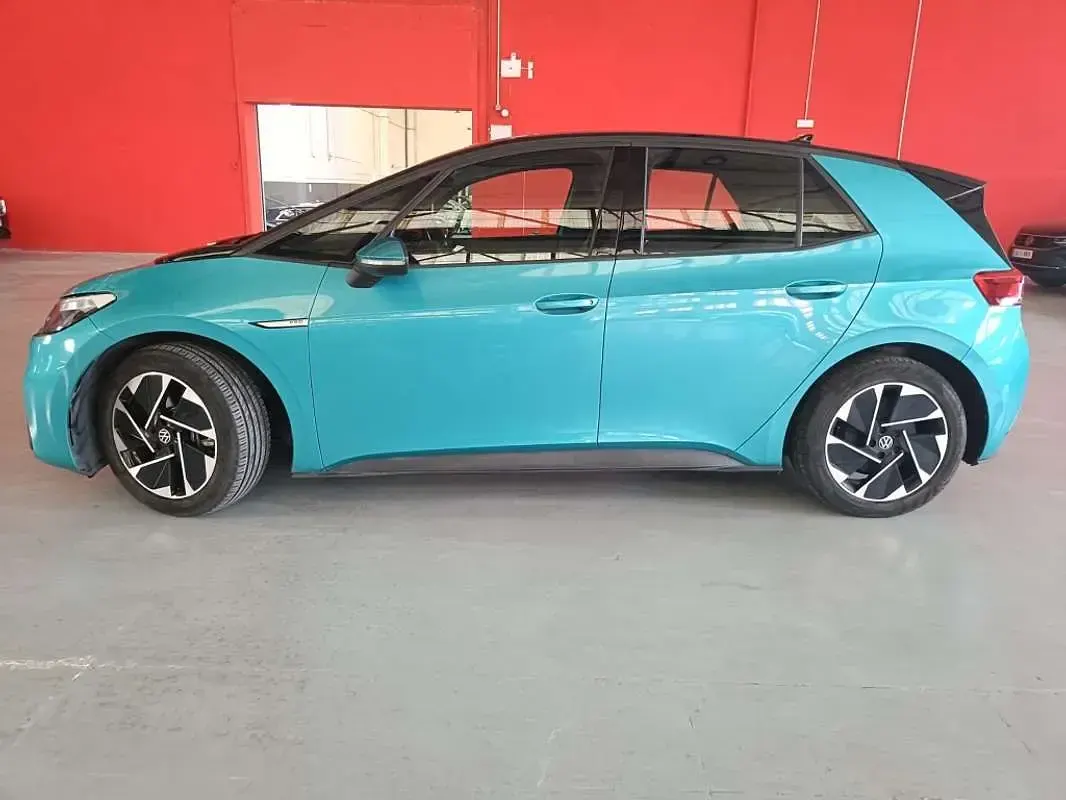 Usado VW ID.3 Pro 106 kW (145 CV) 2021 Azul Utilitario
