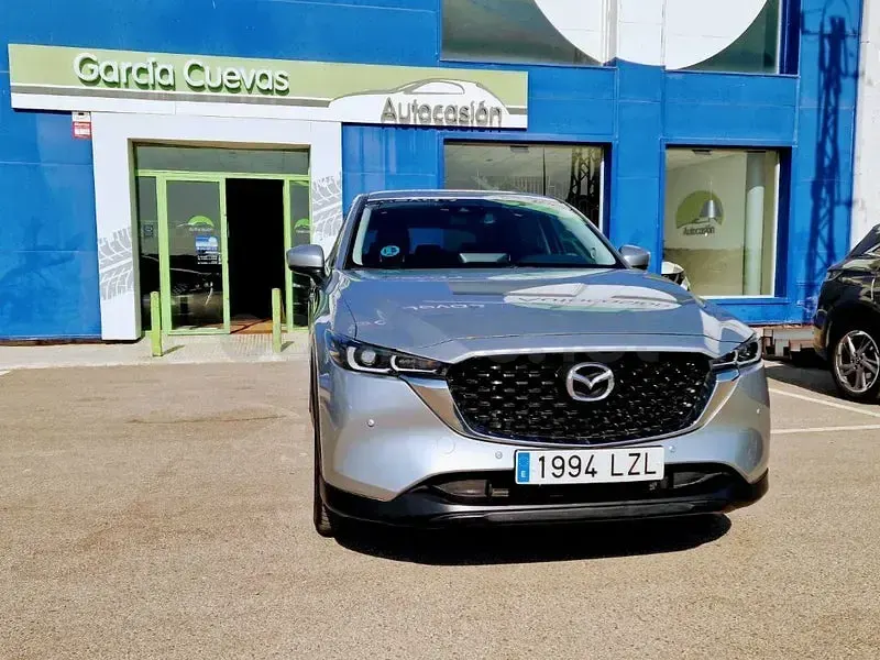 Usado Mazda CX-5 150 CV (110 kW) 2022 Gris / plata SUV