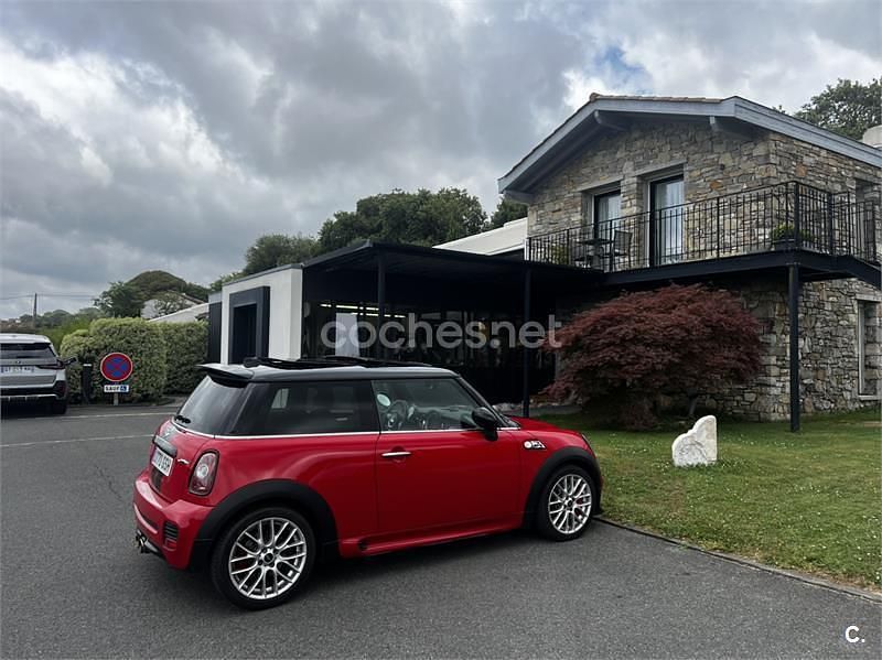 Usado Mini John Cooper Works 211 CV (155 kW) 2009 Rojo Utilitario