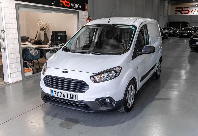 Usado Ford Transit 75 CV (55 kW) 2021 Blanco Van