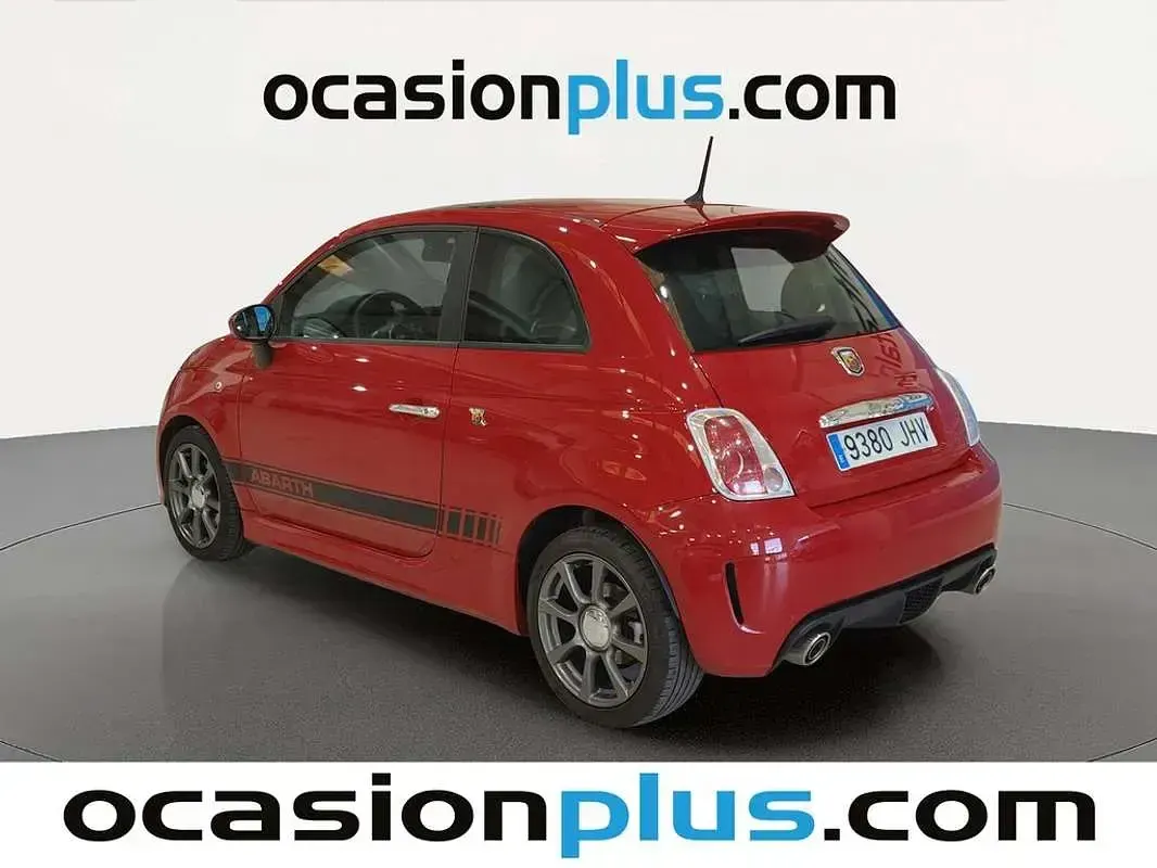 Usado Abarth 595 140 CV (102 kW) 2015 Rojo Utilitario