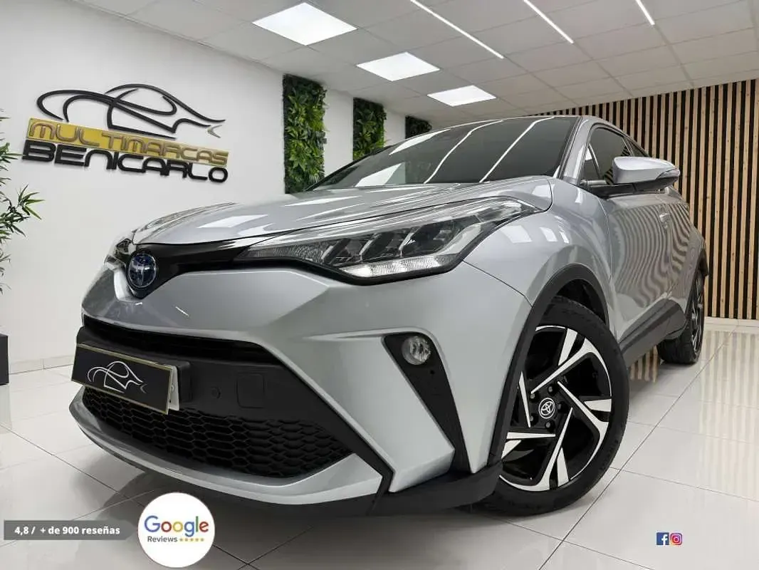 Usado Toyota C-HR Advance 122 CV (89 kW) 2023 Gris SUV