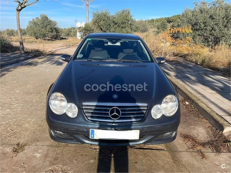 Azul Usado 2007 Mercedes C220 Berlina | 4750 € (Super precio) - Imagen 1/4