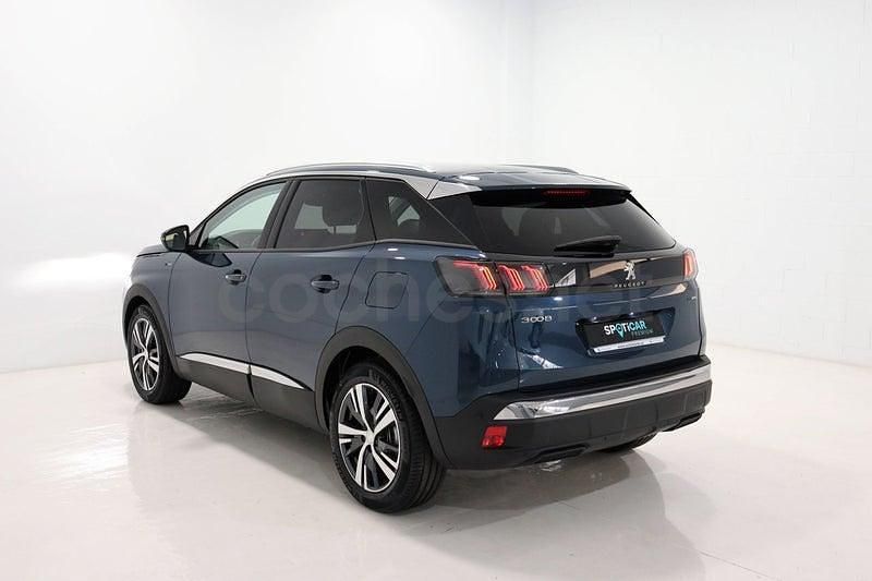 Usado Peugeot 3008 Allure 180 CV (132 kW) 2021 Azul SUV