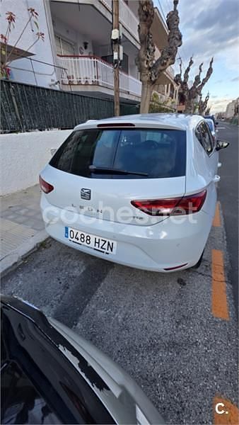 Usado Seat Leon I-Tech 150 CV (110 kW) 2014 Blanco Berlina