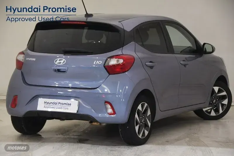 Usado Hyundai i10 63 CV (46 kW) 2025 Azul Utilitario