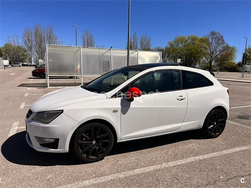 Usado Seat Ibiza SC FR 110 CV (80 kW) 2016 Blanco Utilitario