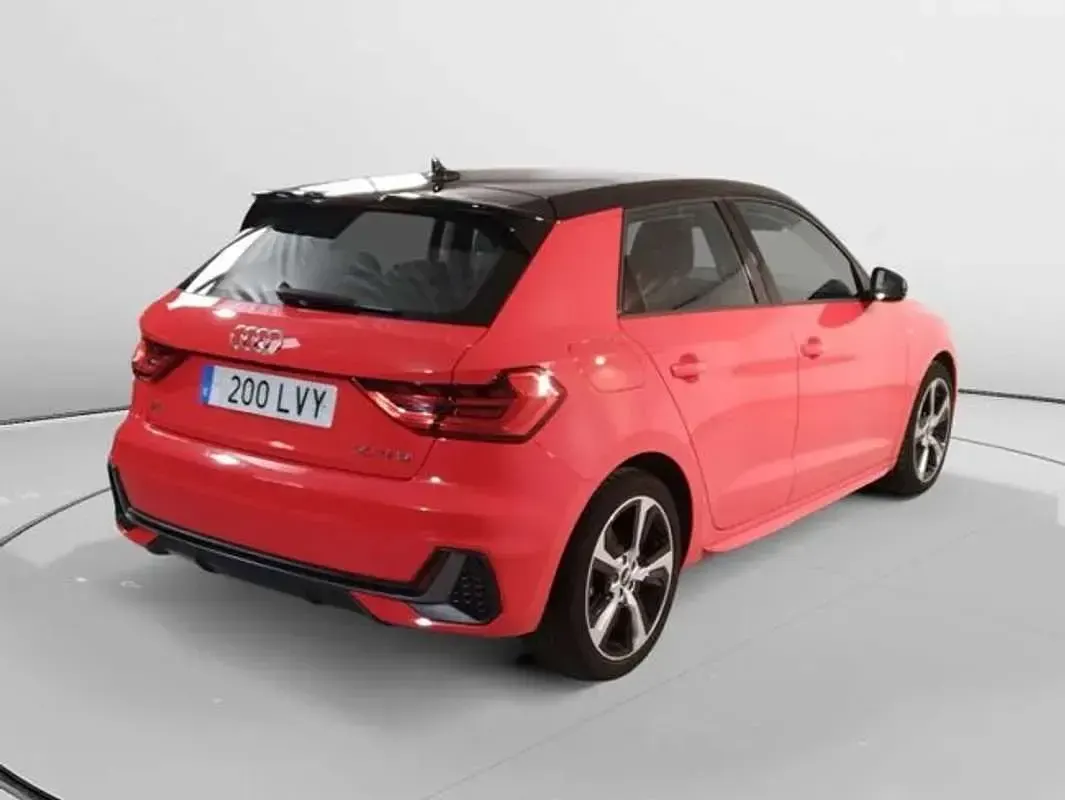 Usado Audi A1 Design 110 CV (80 kW) 2022 Rojo SUV