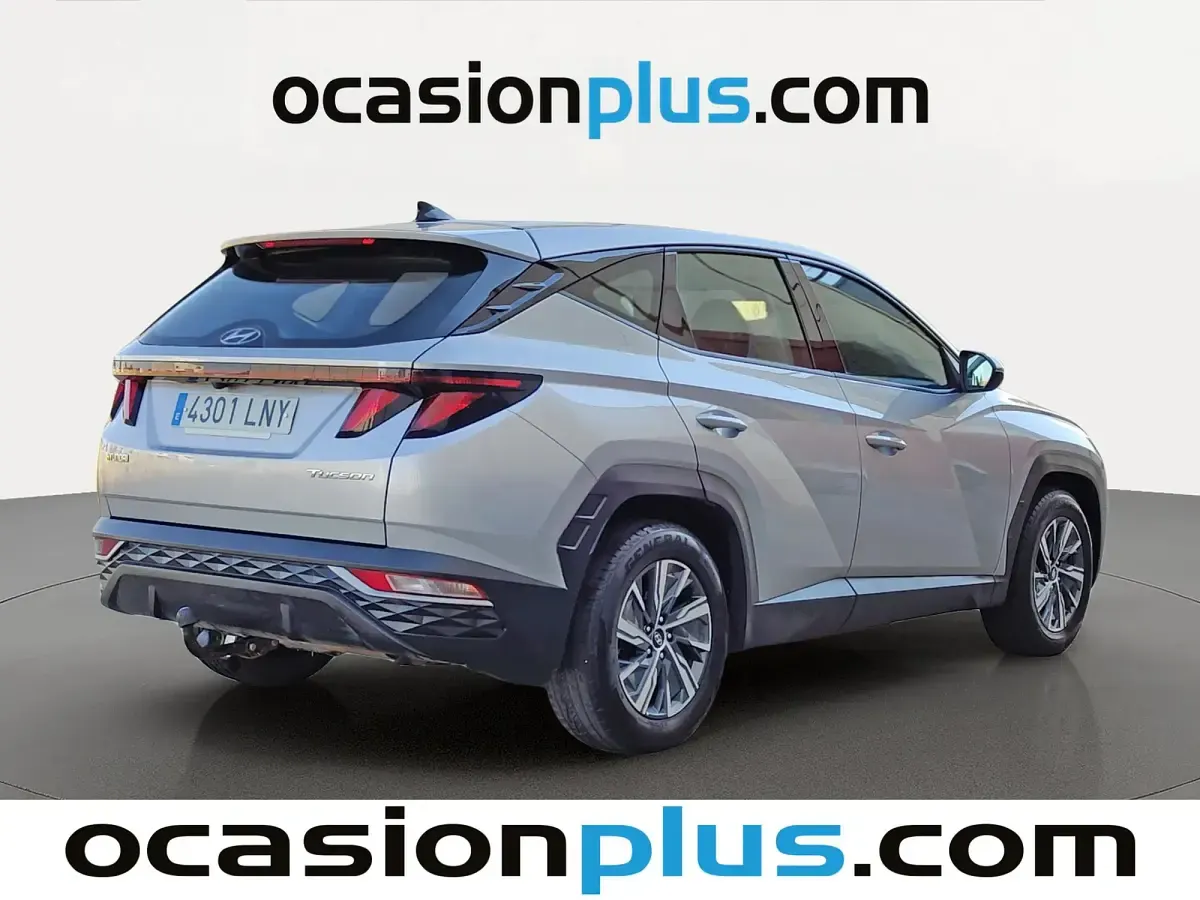 Usado Hyundai Tucson 150 CV (110 kW) 2021 Gris plata SUV