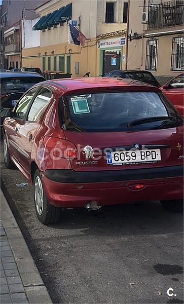 Granate Usado 2001 Peugeot 206 Berlina | 2200 € (Precio justo) - Imagen 1/2