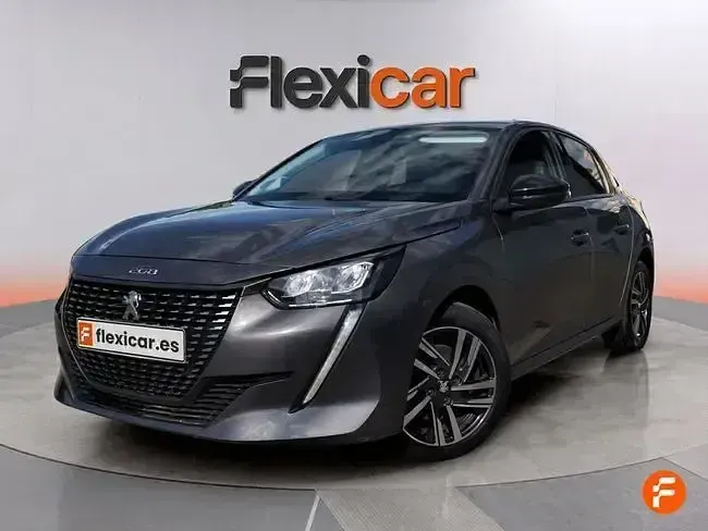 Usado Peugeot 208 Allure 100 CV (73 kW) 2023 Gris Utilitario