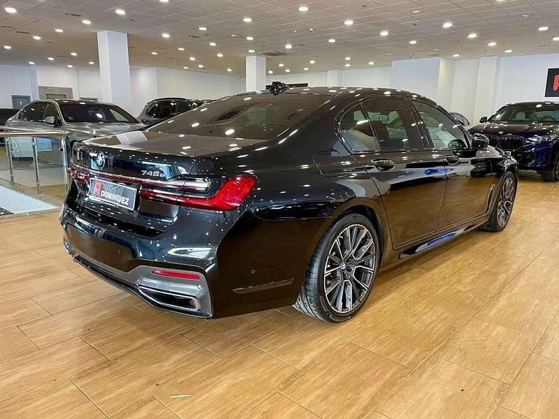 Usado BMW 745e 394 CV (289 kW) 2021 Negro Berlina