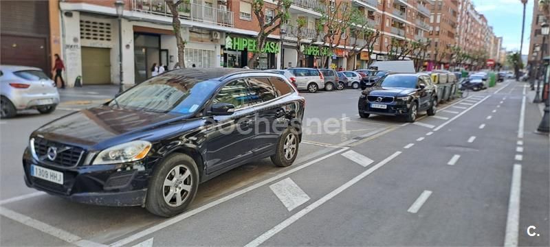 Negro Usado 2011 Volvo XC60 Kinetic SUV | 12.000 € (Caro) - Imagen 1/1