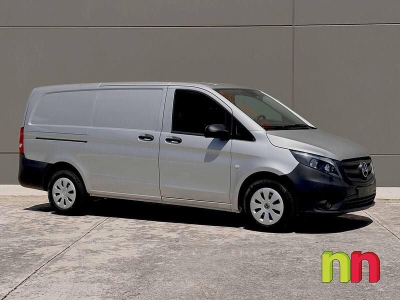 Usado Mercedes Vito 136 CV (100 kW) 2019 Gris Van