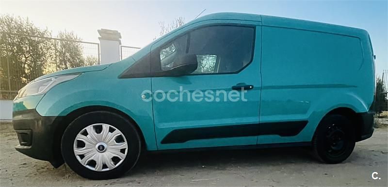 Verde Usado 2017 Ford Transit Ambiente Familiar | 9900 € (Precio justo) - Imagen 1/3