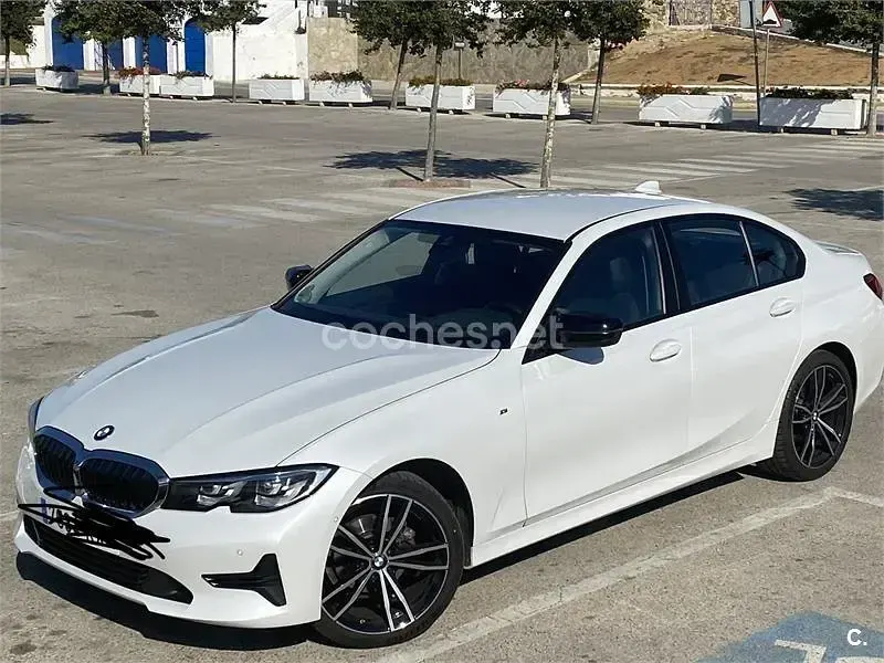 Usado BMW 318 150 CV (110 kW) 2019 Blanco Berlina