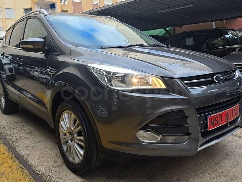 Usado Ford Kuga Titanium S 163 CV (119 kW) 2013 Gris / plata SUV