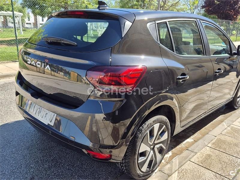 Begagnad Dacia Sandero Expression 101 HK (74 kW) 2025 Svart Sedan