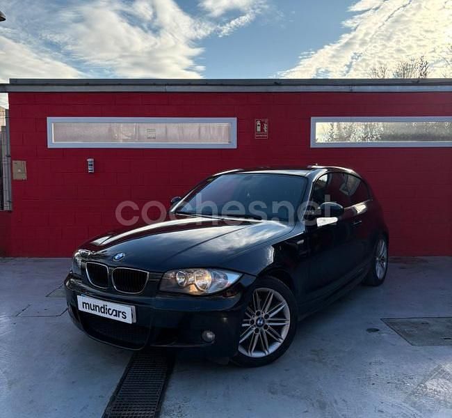 Usado BMW 118 143 CV (105 kW) 2010 Negro Utilitario