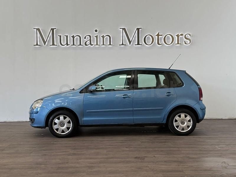 Usado VW Polo Advance 75 CV (55 kW) 2006 Azul Utilitario