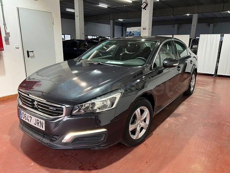 Usado Peugeot 508 Active 120 CV (88 kW) 2016 Azul Berlina
