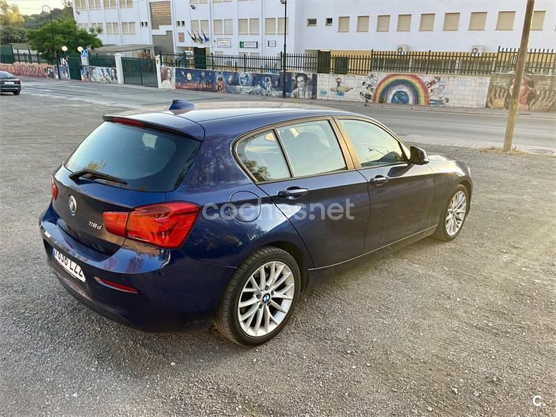 Usado BMW 116 116 CV (85 kW) 2016 Azul Utilitario