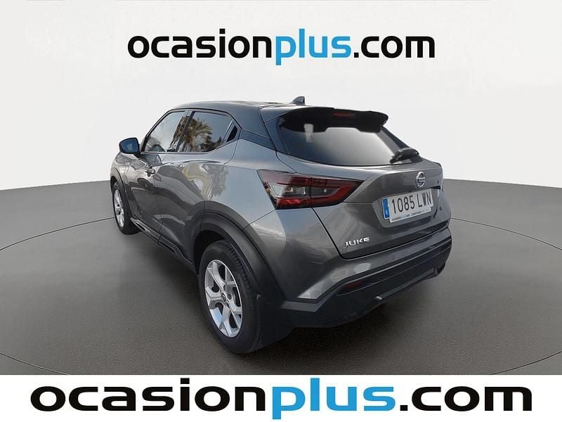 Usado Nissan Juke N-Connecta 114 CV (83 kW) 2022 Gris SUV