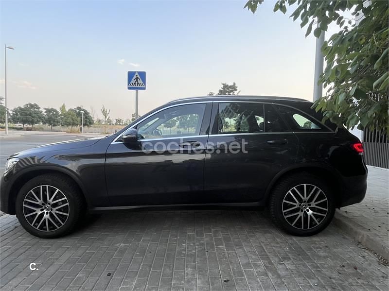 Gris / plata Usado 2022 Mercedes GLC300e SUV | 39.479 € (Super precio) - Imagen 1/1