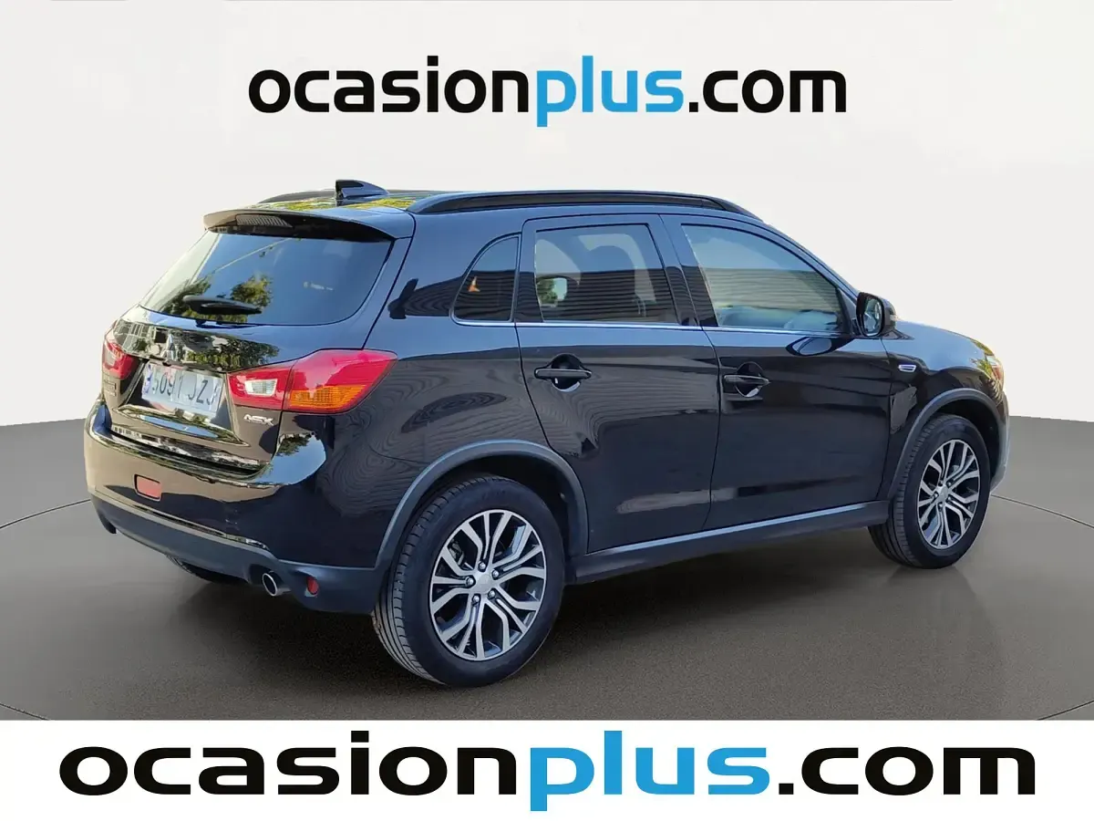 Usado Mitsubishi ASX Motion 114 CV (83 kW) 2017 Negro SUV