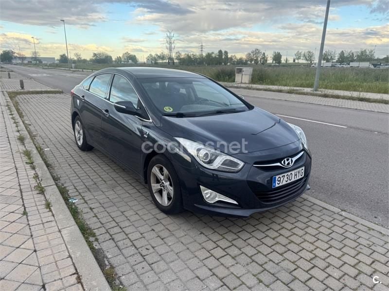 Azul Usado 2014 Hyundai i40 Berlina | 8900 € (Buen precio) - Imagen 1/4