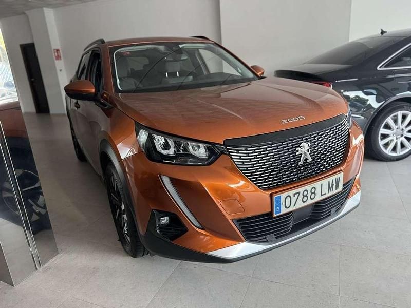 Naranja Usado 2021 Peugeot 2008 Allure SUV | 14.900 € (Un poco caro) - Imagen 1/4