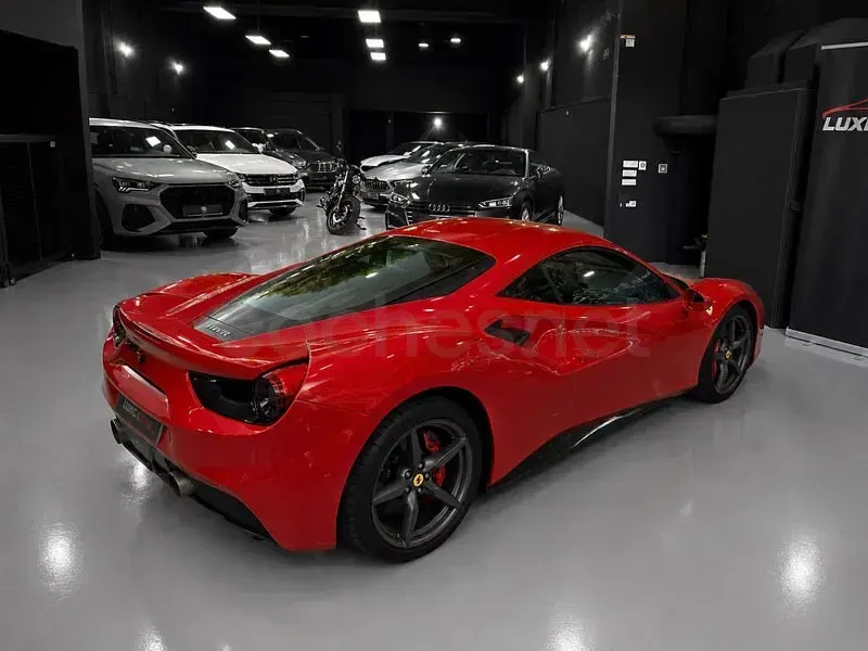 Usado Ferrari 488 670 CV (492 kW) 2016 Rojo Coupe