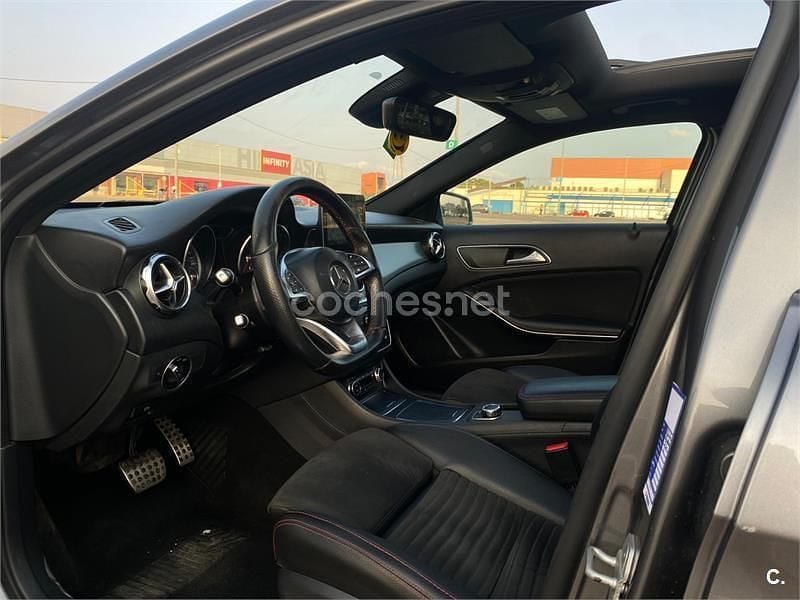Gris / plata Usado 2017 Mercedes GLA200 AMG line SUV | 16.800 € (Buen precio) - Imagen 1/1