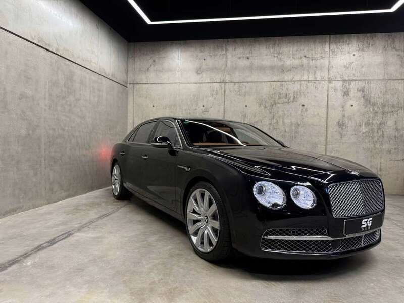 Negro Usado 2015 Bentley Flying Spur Mulliner Berlina | 95.000 € - Imagen 1/4